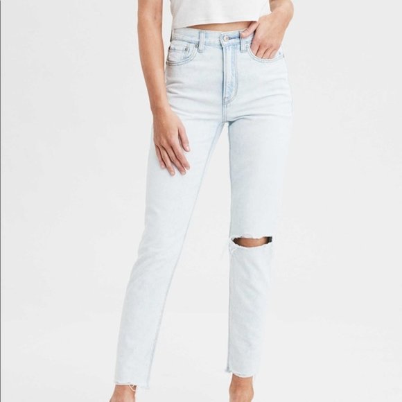 AEO High Rise Mom Jean Beautiful Bleach Out Cotton
